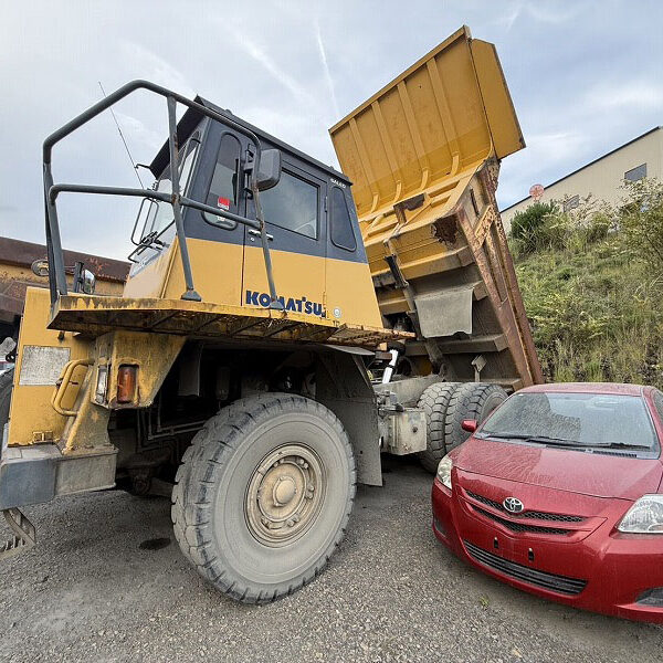 HD255-5 コマツ リジットダンプ 重ダンプ 最大積載25トン 中古建設機械 写真30（株式会社広建機）