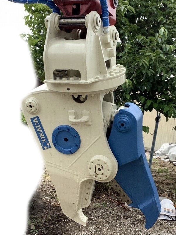 CUT30-FR 0.25m3用鉄骨カッター カットクン オカダアイヨン製 中古建設機械 写真5（株式会社広建機）