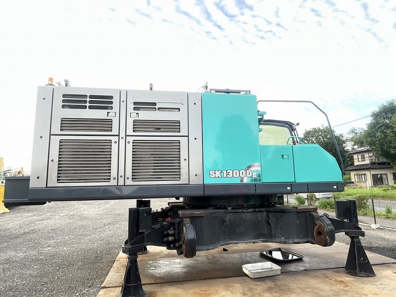 SK1300DLC NEXT ADVANCE インサート付きセパレート＆4段ロング チルトキャブ SEカプラ付き 中古建設機械 写真3（株式会社広建機）