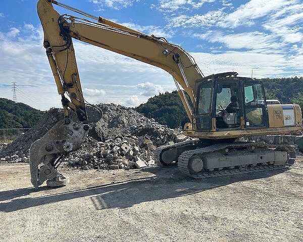PC210-7 油圧ショベル コマツ製 10600hr 併用配管付き 中古建設機械 写真25（株式会社広建機）