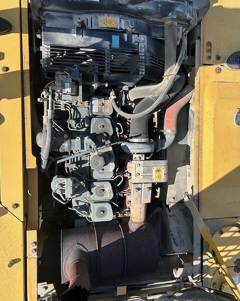 PC210-7 油圧ショベル コマツ製 10600hr 併用配管付き 中古建設機械 写真28（株式会社広建機）