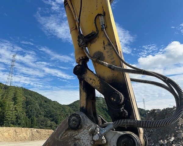 PC210-7 油圧ショベル コマツ製 10600hr 併用配管付き 中古建設機械 写真29（株式会社広建機）