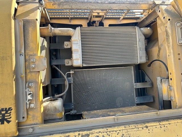 PC210-7 油圧ショベル コマツ製 10600hr 併用配管付き 中古建設機械 写真16（株式会社広建機）