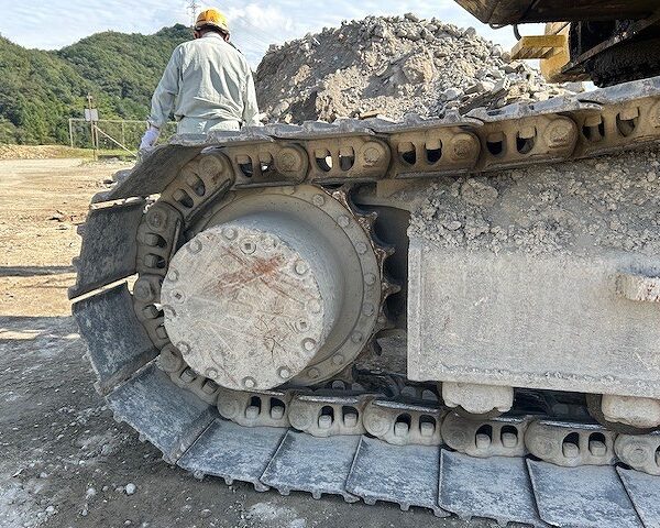 PC210-7 油圧ショベル コマツ製 10600hr 併用配管付き 中古建設機械 写真40（株式会社広建機）