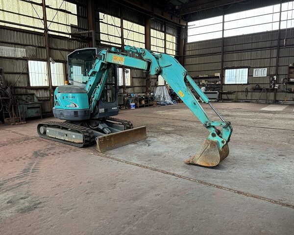 SK38UR ミニ油圧ショベル 0.9ton クレーン仕様 オフセットブーム キャビン付 ブレード付 バケット付 コベルコ建機製 中古建設機械 写真45(株式会社広建機)