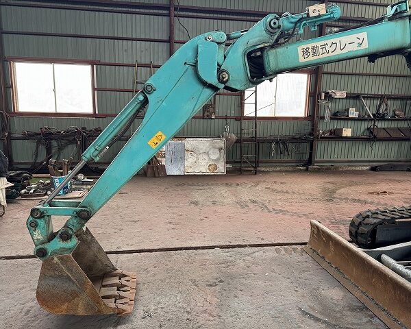 SK38UR ミニ油圧ショベル 0.9ton クレーン仕様 オフセットブーム キャビン付 ブレード付 バケット付 コベルコ建機製 中古建設機械 写真52(株式会社広建機)