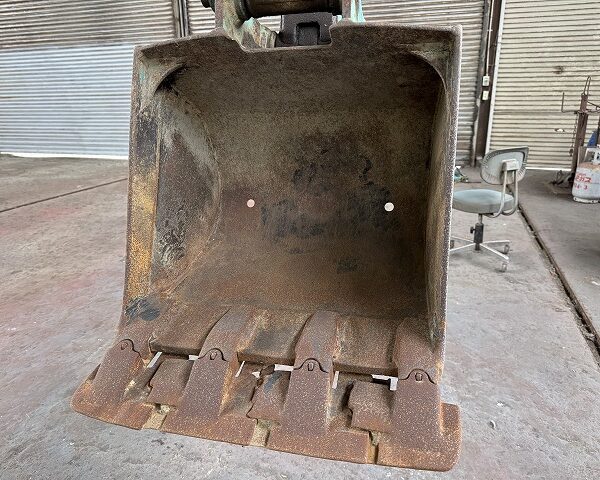 SK38UR ミニ油圧ショベル 0.9ton クレーン仕様 オフセットブーム キャビン付 ブレード付 バケット付 コベルコ建機製 中古建設機械 写真86(株式会社広建機)
