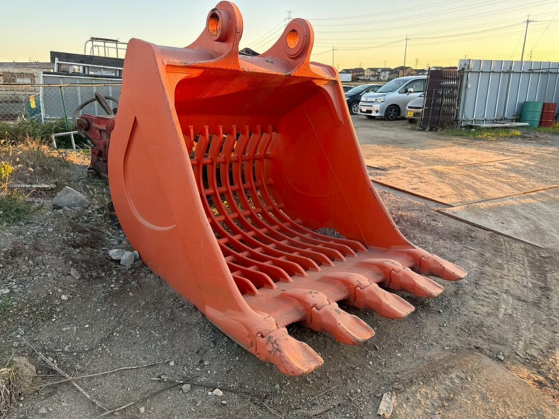 スケルトンバケット 1.6m3日立建機用　ZX500LCK-6,ZX480LCK-5B等 中古建設機械 写真2（株式会社広建機）