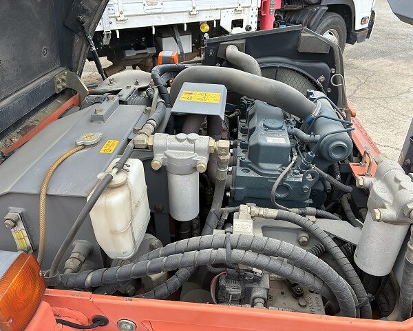 CC135C-3A　ロードローラー ローアワー 日立建機製 中古建設機械 写真25（株式会社広建機）