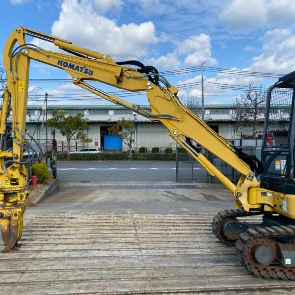 PC35MR-3 ミニモク 室戸製旋回式フォーク付き コマツ 木造解体 内装解体 中古建設機械 写真103（株式会社広建機）