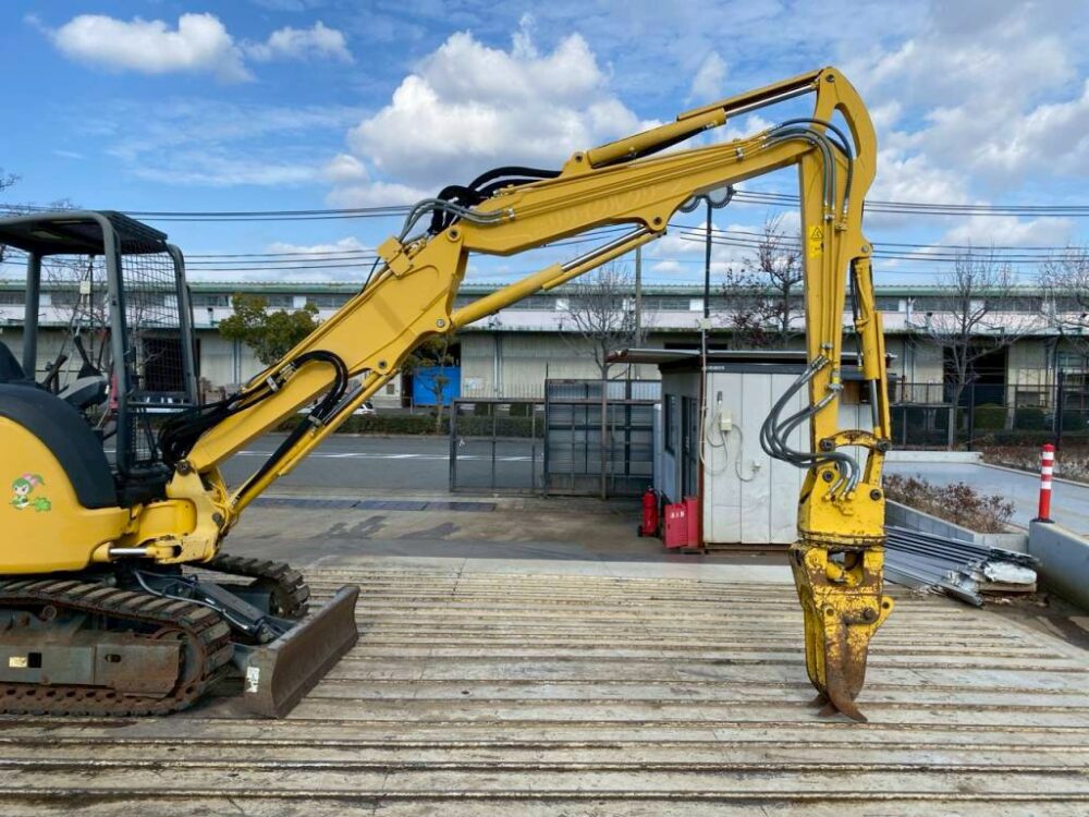 PC35MR-3 ミニモク 室戸製旋回式フォーク付き コマツ 木造解体 内装解体 中古建設機械 写真46（株式会社広建機）