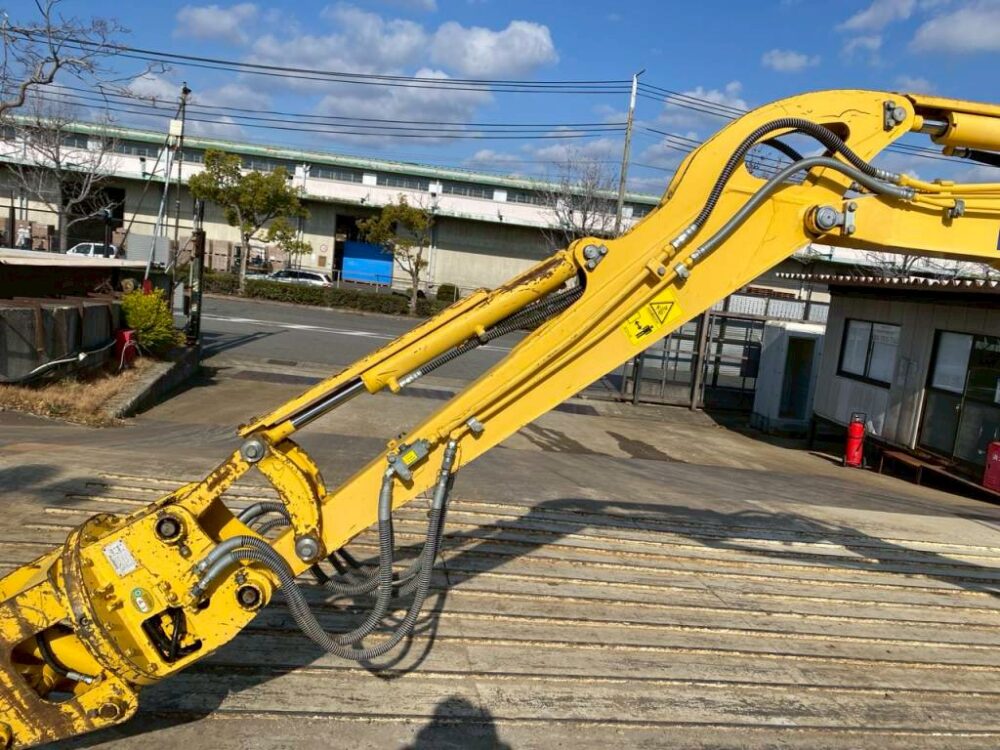 PC35MR-3 ミニモク 室戸製旋回式フォーク付き コマツ 木造解体 内装解体 中古建設機械 写真40（株式会社広建機）