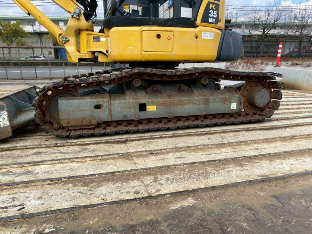 PC35MR-3 ミニモク 室戸製旋回式フォーク付き コマツ 木造解体 内装解体 中古建設機械 写真19（株式会社広建機）