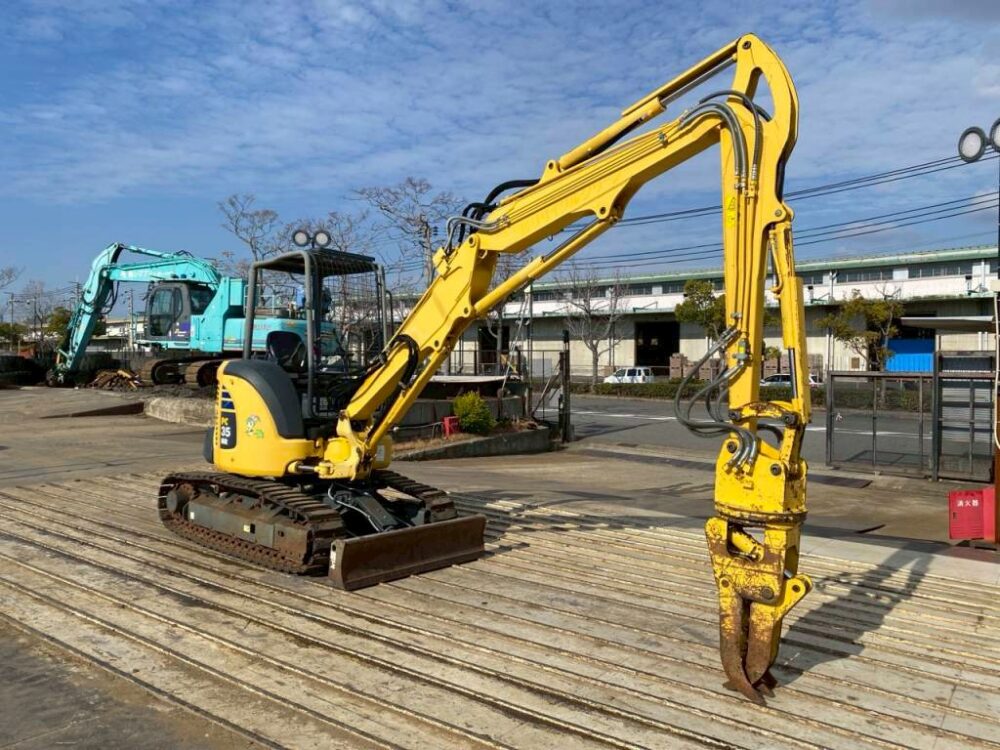 PC35MR-3 ミニモク 室戸製旋回式フォーク付き コマツ 木造解体 内装解体 中古建設機械 写真1（株式会社広建機）