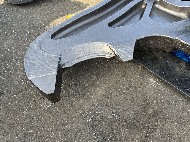TSWB1400V-F 1.2m3用大割機 整備品 オカダアイヨン製  concrete crusher 中古建設機械 写真1（株式会社広建機）