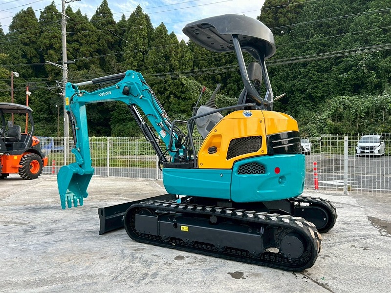 クボタ U-30-6  配管付き kubota 排土板付き 中古建設機械 写真2（株式会社広建機）