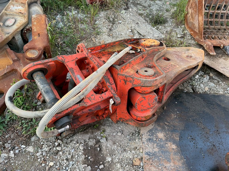0.7m3用鉄骨カッター K-23J NPK 日本ニューマチック工業 中古建設機械 写真3（株式会社広建機）