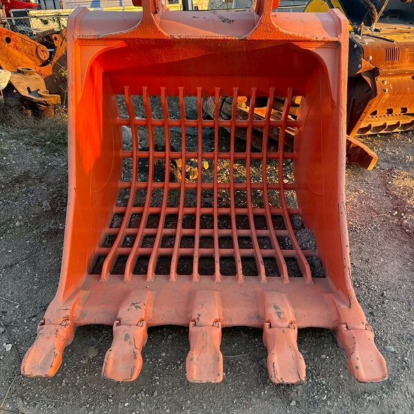 スケルトンバケット 1.6m3日立建機用　ZX500LCK-6,ZX480LCK-5B等 中古建設機械 写真4（株式会社広建機）