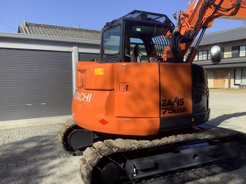 ZX75USK-5B 5本配管仕様 ローアワー 排土板付き バケット 日立建機 中古建設機械 写真7（株式会社広建機）