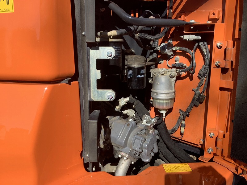 ZX75USK-5B 5本配管仕様 ローアワー 排土板付き バケット 日立建機 中古建設機械 写真6（株式会社広建機）