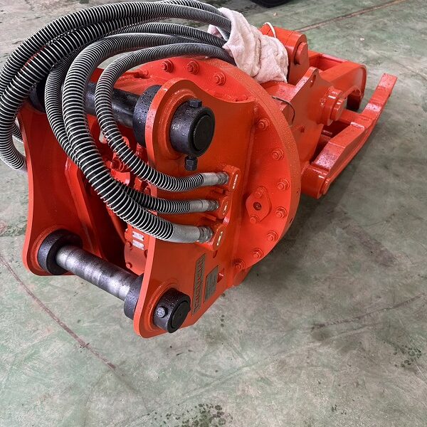 GV-122S 未使用中古機 0.45用旋回フォーク　タグチ工業製 中古建設機械 写真20（株式会社広建機）