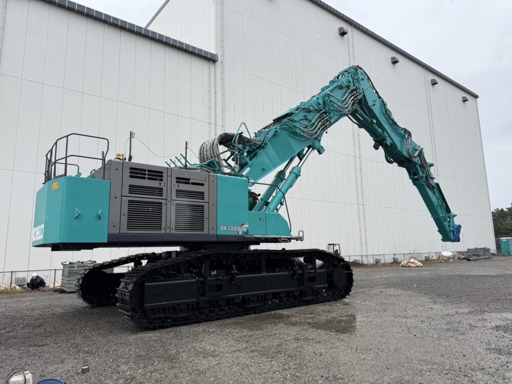 SK1300DLC NEXT ADVANCE インサート付きセパレート＆4段ロング チルトキャブ SEカプラ付き 中古建設機械 写真2（株式会社広建機）