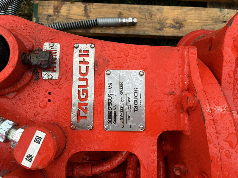 GV-32S 0.15m3用旋回式フォーク タグチ工業製 未使用品 中古建設機械 写真2（株式会社広建機）