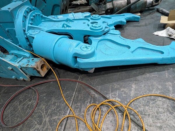 0.45m3用大割機 DS-120A タグチ工業製 オートマ旋回 中古建設機械 写真8（株式会社広建機）