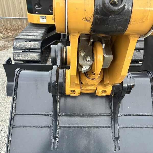 CAT308CR-07 未使用 クレーン仕様1.7ton 併用配管  ガード 排土板 ブレード 中古建設機械 写真21（株式会社広建機）