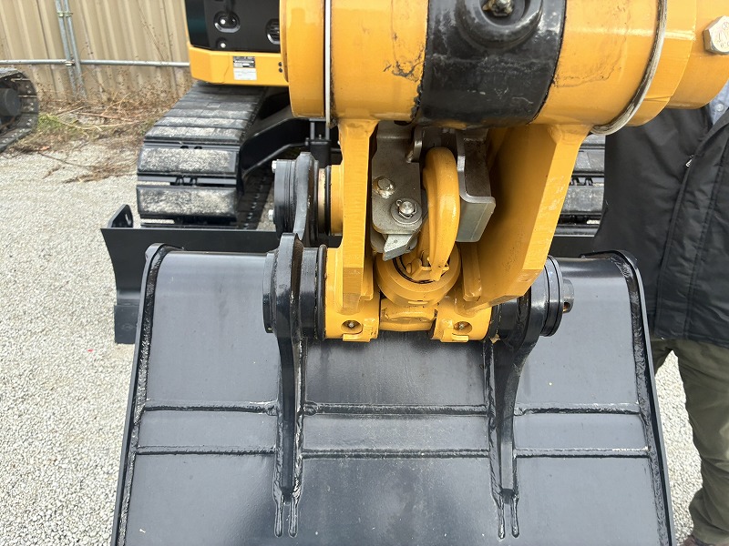 CAT308CR-07 未使用 クレーン仕様1.7ton 併用配管  ガード 排土板 ブレード 中古建設機械 写真7（株式会社広建機）
