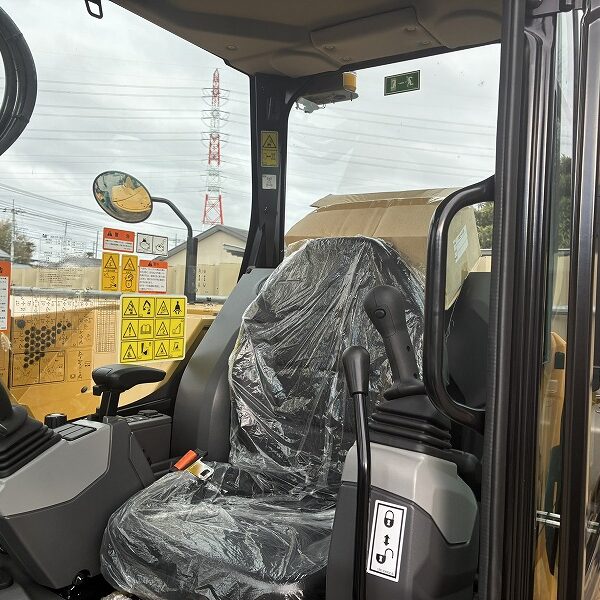 CAT308CR-07 未使用 クレーン仕様1.7ton 併用配管  ガード 排土板 ブレード 中古建設機械 写真20（株式会社広建機）