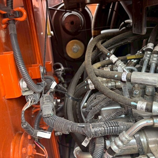 ZX225USRK-7 800hour 2024年式 後方小旋回 油圧ショベル解体仕様機 中古建設機械 写真10（株式会社広建機）
