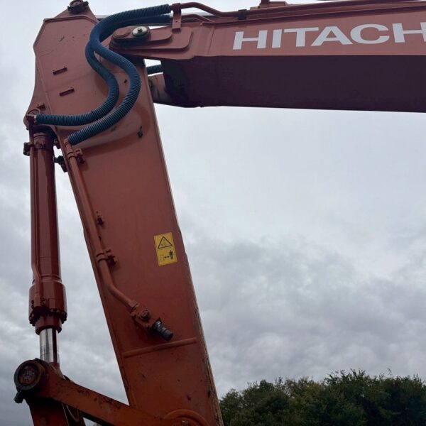 ZX225USRK-7 800hour 2024年式 後方小旋回 油圧ショベル解体仕様機 中古建設機械 写真13（株式会社広建機）