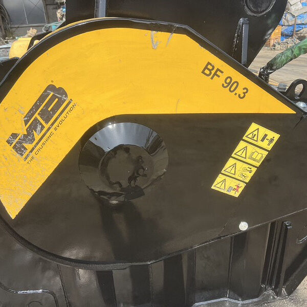 MBバケットクラッシャー 1.2m3用 BF90.3 高年式 1現場のみ使用 中古建設機械 写真11(株式会社広建機)