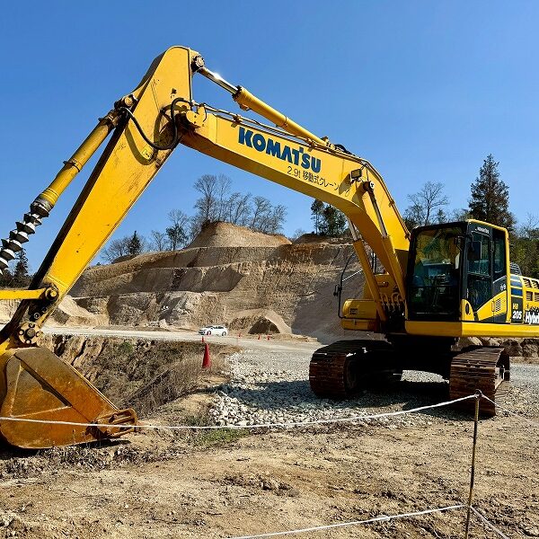コマツハイブリッド 0.7m3 HB205-2 ベトナム行き?? クレーン仕様機2.9ton 2014year 配管なし 中古建設機械 写真42（株式会社広建機）