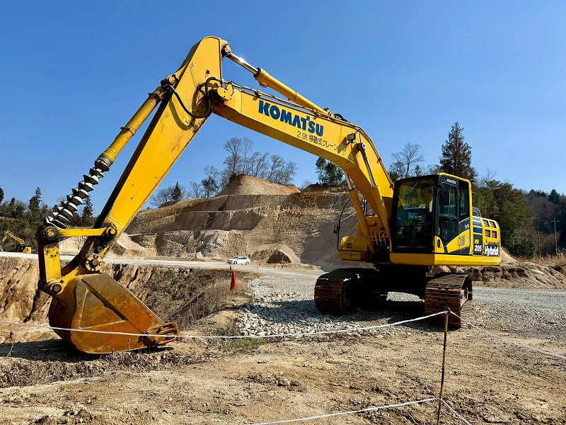 コマツハイブリッド 0.7m3 HB205-2 ベトナム行き?? クレーン仕様機2.9ton 2014year 配管なし 中古建設機械 写真1（株式会社広建機）