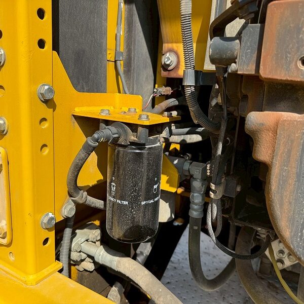 コマツハイブリッド 0.7m3 HB205-2 ベトナム行き?? クレーン仕様機2.9ton 2014year 配管なし 中古建設機械 写真50（株式会社広建機）