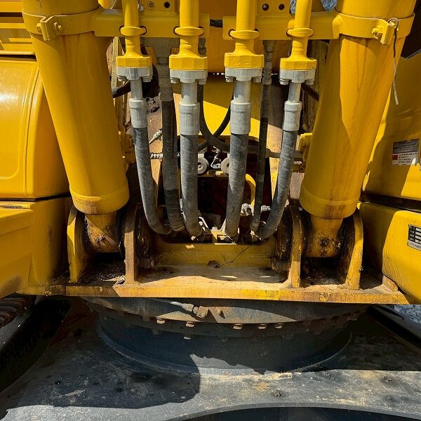 コマツハイブリッド 0.7m3 HB205-2 ベトナム行き?? クレーン仕様機2.9ton 2014year 配管なし 中古建設機械 写真49（株式会社広建機）