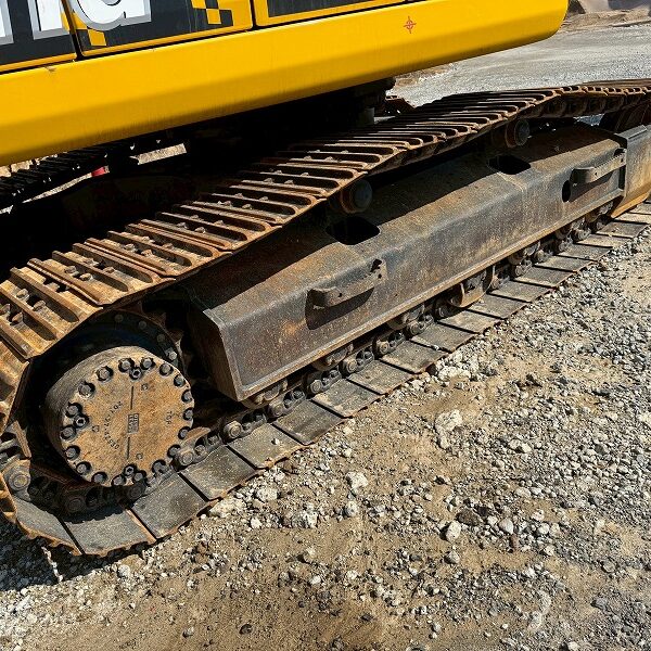コマツハイブリッド 0.7m3 HB205-2 ベトナム行き?? クレーン仕様機2.9ton 2014year 配管なし 中古建設機械 写真52（株式会社広建機）