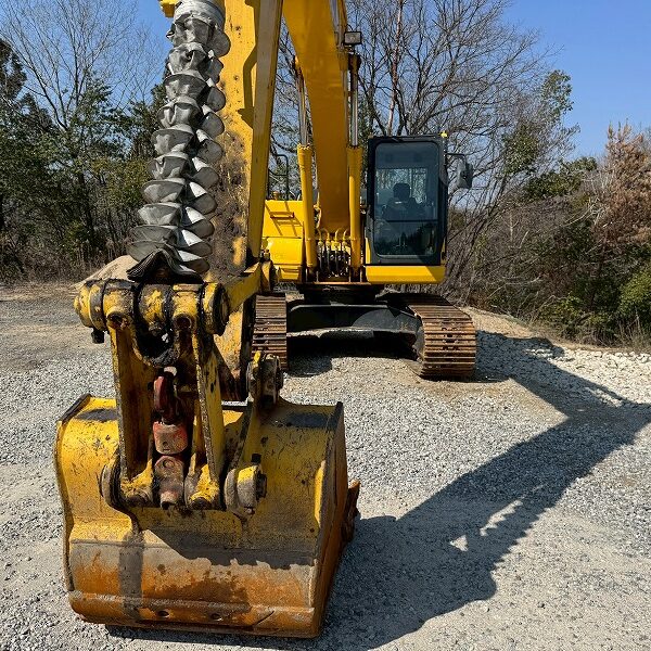 コマツハイブリッド 0.7m3 HB205-2 ベトナム行き?? クレーン仕様機2.9ton 2014year 配管なし 中古建設機械 写真65（株式会社広建機）