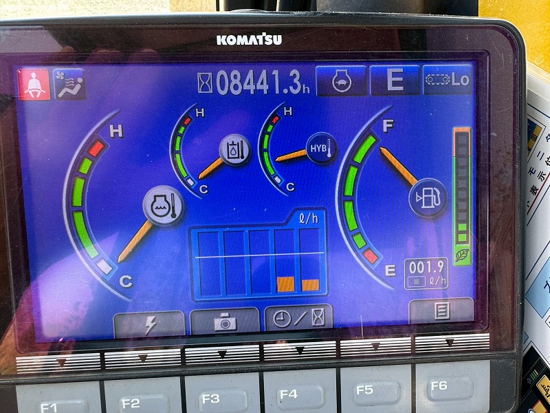 コマツハイブリッド 0.7m3 HB205-2 ベトナム行き?? クレーン仕様機2.9ton 2014year 配管なし 中古建設機械 写真25（株式会社広建機）