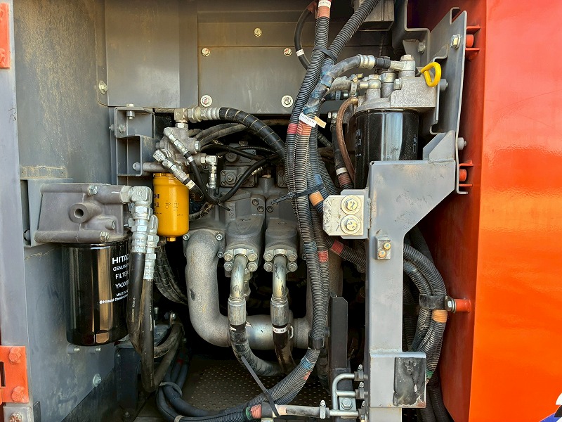 ZX225USRLCK-6 整備品 クレーン仕様 5本配管 後方小旋回 油圧ショベル解体仕様機 中古建設機械 写真11（株式会社広建機）