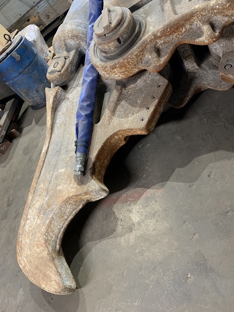 TSW1350V-F 1.2m3用大割機 オカダアイヨン製  concrete crusher 中古建設機械 写真4（株式会社広建機）