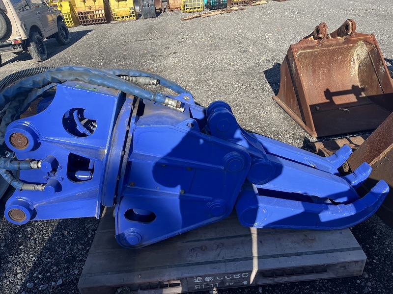 丸順 IFR120-2 0.45用旋回フォーク MARUJUN 900kg 中古建設機械 写真2（株式会社広建機）