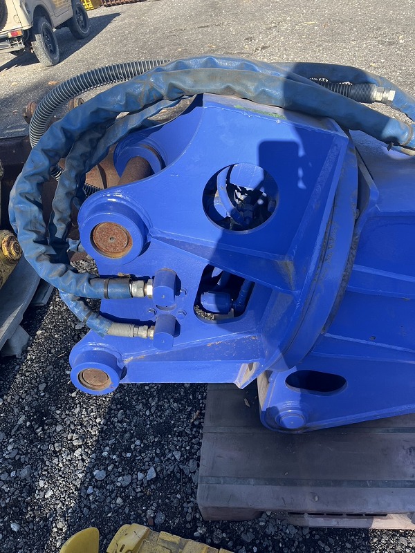 丸順 IFR120-2 0.45用旋回フォーク MARUJUN 900kg 中古建設機械 写真3（株式会社広建機）
