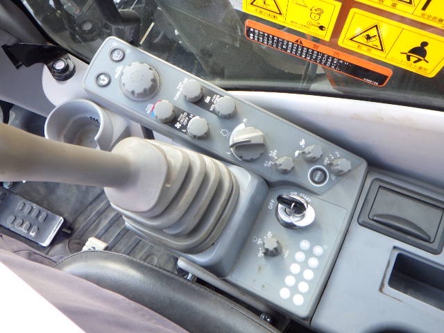 ZX75US-5B 450hr 併用配管 ブレード付 クレーン仕様 極上品 中古建設機械 写真11（株式会社広建機）