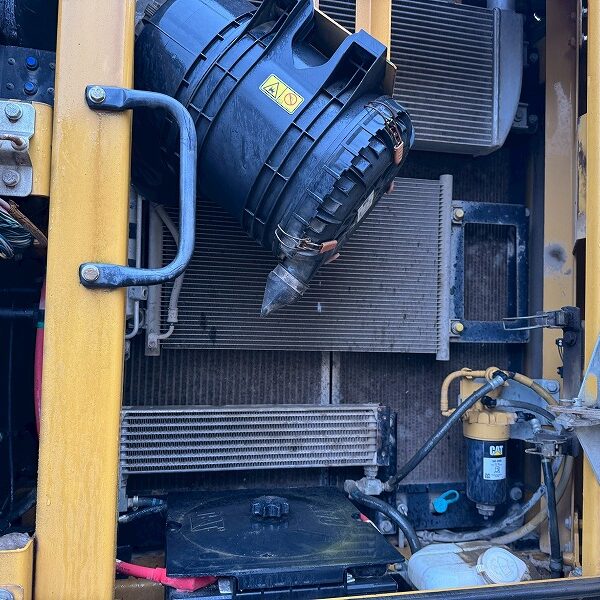 CAT320ERR-2  配管仕様 土木 認定中古車 キャタピラー ワイドシュー 標準シュー バケット付 0.7油圧ショベル 中古建設機械 写真85（株式会社広建機）