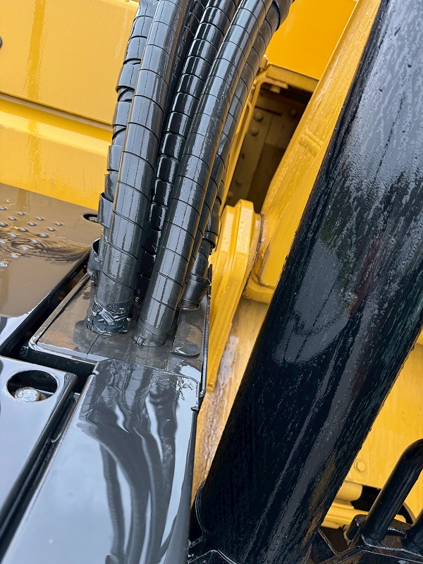 CAT320ERR-2  配管仕様 土木 認定中古車 キャタピラー ワイドシュー 標準シュー バケット付 0.7油圧ショベル 中古建設機械 写真13（株式会社広建機）