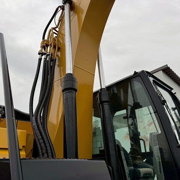 CAT320ERR-2  配管仕様 土木 認定中古車 キャタピラー ワイドシュー 標準シュー バケット付 0.7油圧ショベル 中古建設機械 写真57（株式会社広建機）