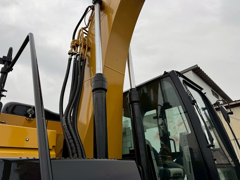 CAT320ERR-2  配管仕様 土木 認定中古車 キャタピラー ワイドシュー 標準シュー バケット付 0.7油圧ショベル 中古建設機械 写真14（株式会社広建機）